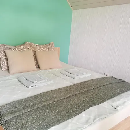 Deerwood Villa-modern Cozy 2br With Castle View Apartamento *