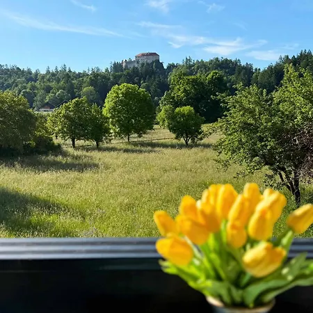 Daire Deerwood Villa-modern Cozy 2br With Castle View