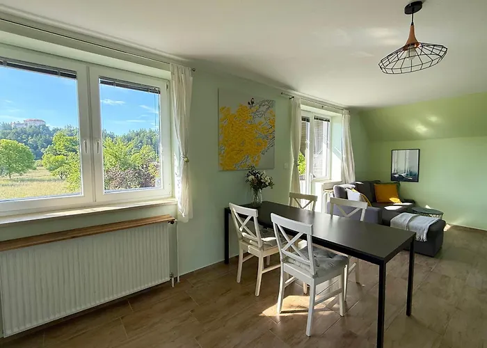 Apartma Deerwood Villa-modern Cozy 2br With Castle View Bled